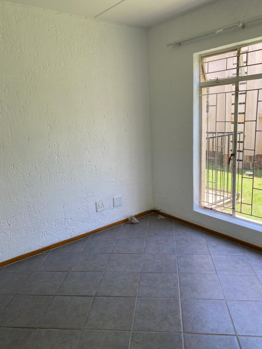 2 Bedroom Property for Sale in Baillie Park North West